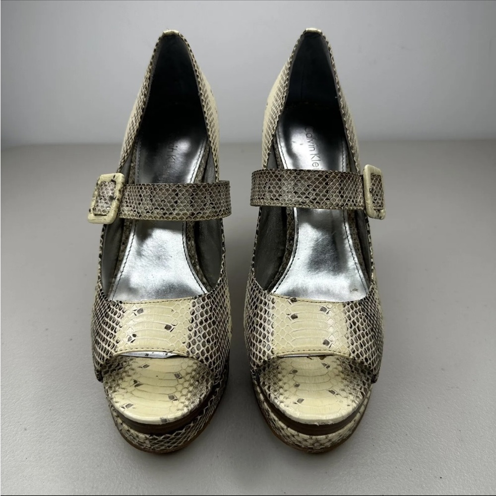 Calvin Klein Kaycie Peep Toe Pumps Size 6 M Cream Snake Mary Jane High Heel Shoe